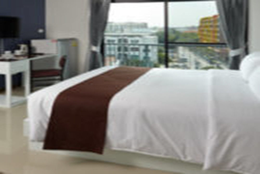 Casa Residence Hotel Банкок Екстериор снимка