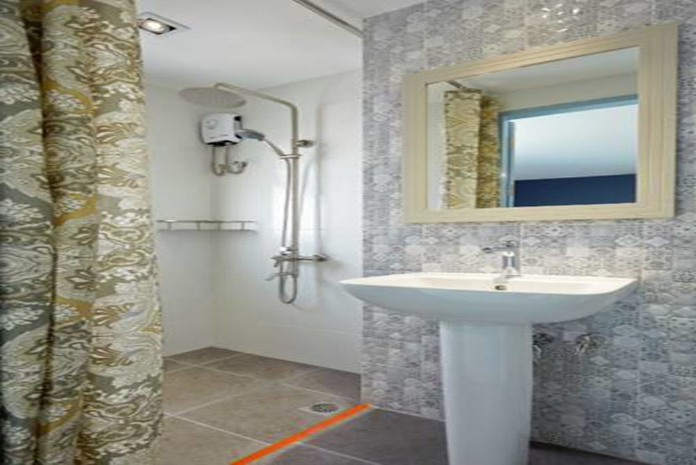 Casa Residence Hotel Банкок Екстериор снимка