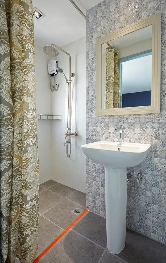 Casa Residence Hotel Банкок Екстериор снимка